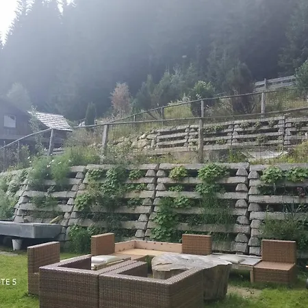 Land - Haus