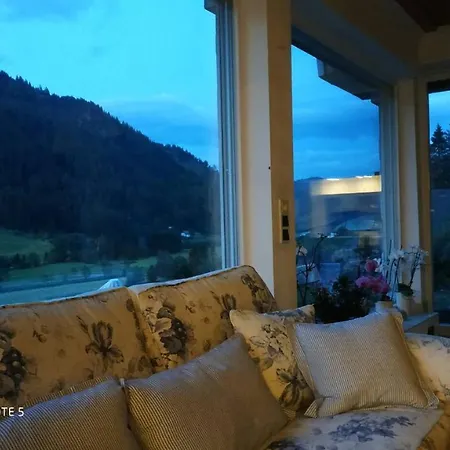 別荘 Land - Haus *